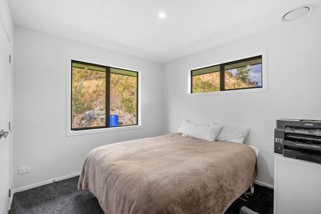 Photo of property in 11 Walter Place, Glenorchy, 9372