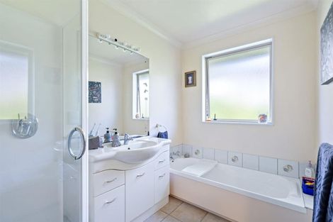 Photo of property in 34 Lochiel Place, Te Kamo, Whangarei, 0112