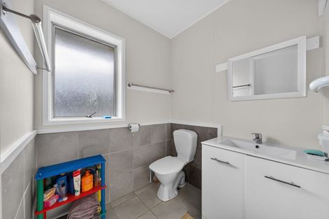 Photo of property in 1/30 Coniston Avenue, Ilam, Christchurch, 8041