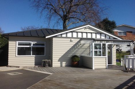 Photo of property in 14 Sale Street, Cockle Bay, Auckland, 2014