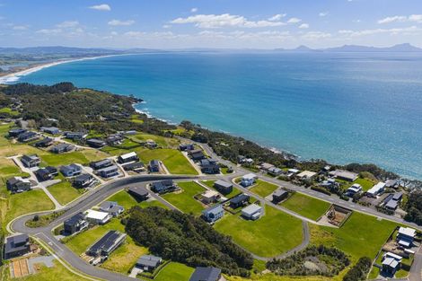 Photo of property in 5 Blue Moon Rise, Langs Beach, 0582