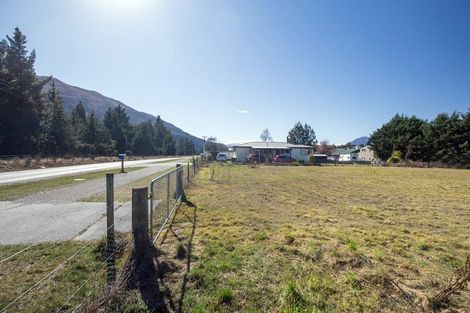 Photo of property in 420 Domain Road, Lake Hawea, Wanaka, 9382