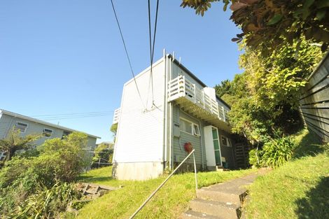 Photo of property in 13a Bedford Street, Northland, Wellington, 6012