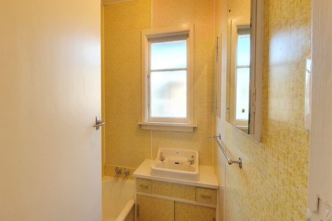 Photo of property in 2/129 Maidstone Road, Ilam, Christchurch, 8041