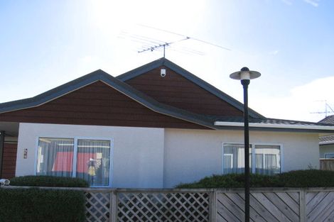 Photo of property in 7 Macalister Place, Miramar, Wellington, 6022