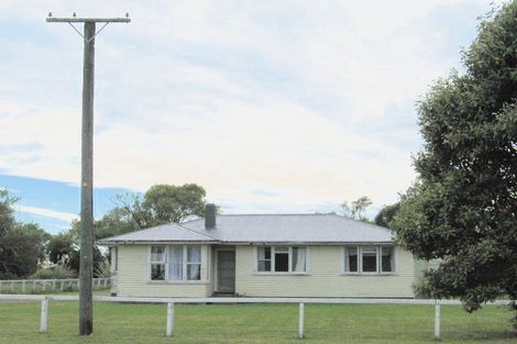 Photo of property in 2 Adventure Street, Tolaga Bay, 4077