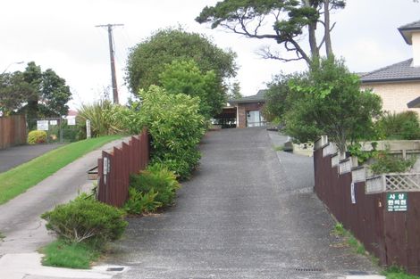 Photo of property in 35e Edmonton Road, Henderson, Auckland, 0612