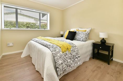 Photo of property in 5 Maygrove Drive, Orewa, 0931