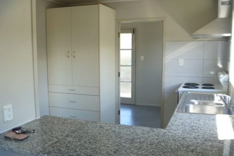 Photo of property in 1/8 Senecio Place, Weymouth, Auckland, 2103
