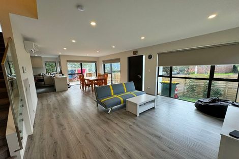 Photo of property in 6a Blenheim Street, Glenfield, Auckland, 0629