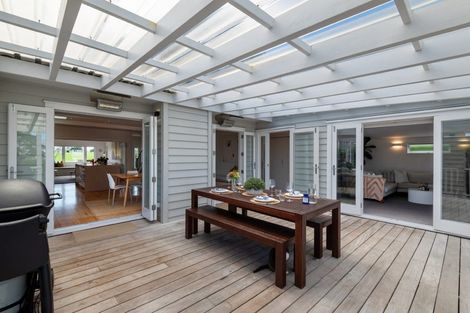 Photo of property in 165 Vauxhall Road, Narrow Neck, Auckland, 0624