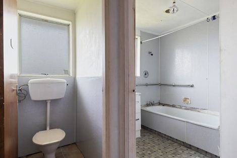 Photo of property in 4 Veronica Place, Bell Block, New Plymouth, 4312