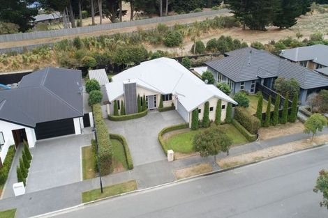 Photo of property in 28 Reka Street, Parklands, Christchurch, 8083