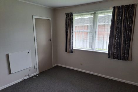 Photo of property in 1/52 Cruickshank Road, Clouston Park, Upper Hutt, 5018