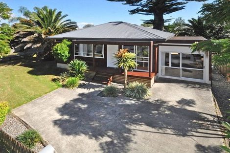 Photo of property in 33g Springs Road, Parakai, 0830