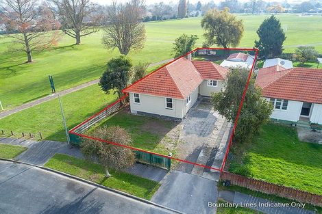 Photo of property in 33 Paul Crescent, Fairfield, Hamilton, 3214