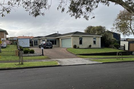 Photo of property in 4 Guernsey Place, Grandview Heights, Hamilton, 3200