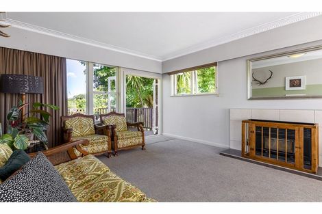Photo of property in 52 Sylvan Crescent, Te Atatu South, Auckland, 0610