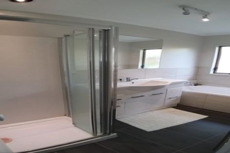 Photo of property in 5 Maugham Drive, Bucklands Beach, Auckland, 2014