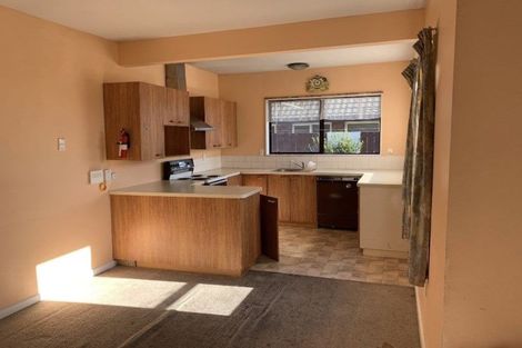 Photo of property in 126 Yaldhurst Road, Sockburn, Christchurch, 8042