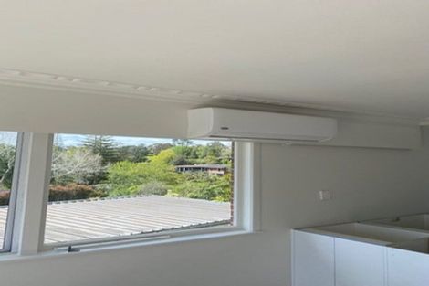 Photo of property in 1/15 Kayeleen Place, Cockle Bay, Auckland, 2014