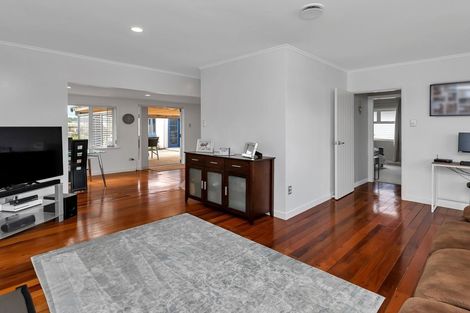 Photo of property in 97 Onerahi Road, Onerahi, Whangarei, 0110