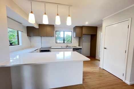 Photo of property in 107 Weatherly Road, Torbay, Auckland, 0630