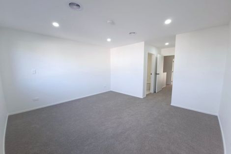 Photo of property in 2b Taratoa Street, Point England, Auckland, 1072