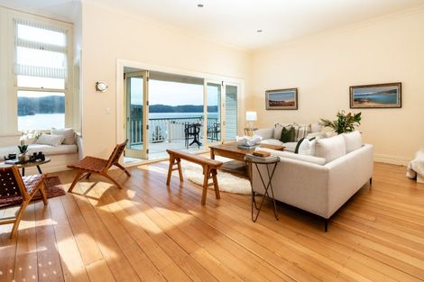 Photo of property in 4 Baring Street, Oriental Bay, Wellington, 6011