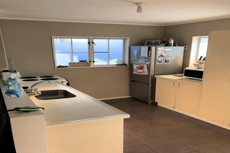 Photo of property in 2/815 Lawrence Street, Akina, Hastings, 4122