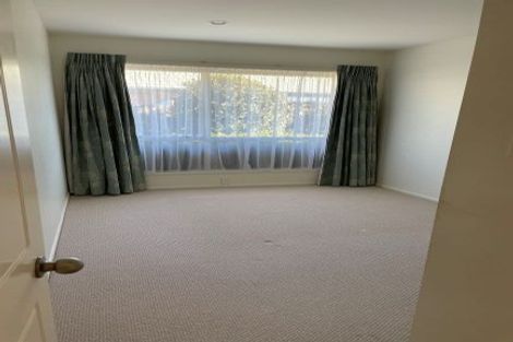 Photo of property in 1 Carmana Gardens, Rangiora, 7400