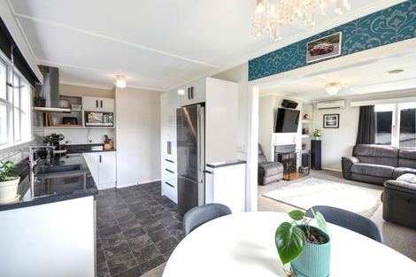 Photo of property in 7 Scotland Terrace, Green Island, Dunedin, 9018