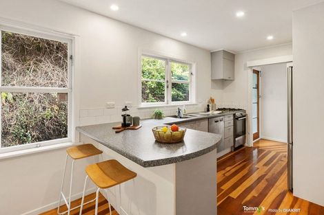 Photo of property in 17 Beach Street, Island Bay, Wellington, 6023