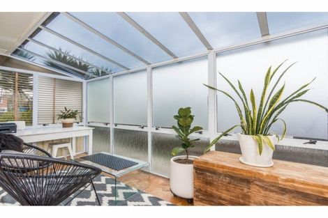 Photo of property in 1/18 Parker Avenue, New Lynn, Auckland, 0600