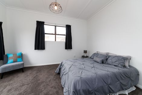 Photo of property in 43 Wood Street, Takaro, Palmerston North, 4410