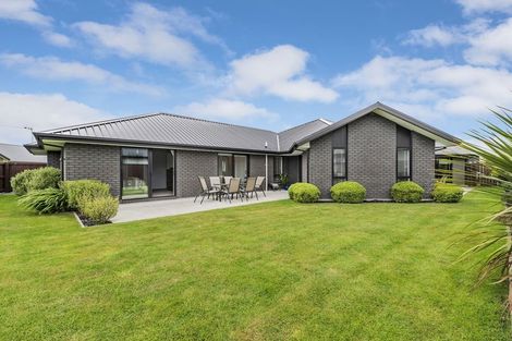 Photo of property in 3 Maurice James Way, Prebbleton, 7604