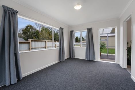 Photo of property in 16a Regan Street, Stratford, 4332