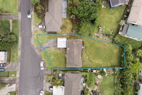 Photo of property in 6 Kilcar Place, Massey, Auckland, 0614