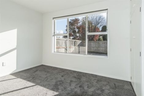 Photo of property in 1/86 Avonhead Road, Avonhead, Christchurch, 8042
