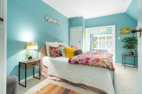 Photo of property in 273 Karori Road, Karori, Wellington, 6012