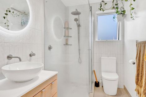 Photo of property in 27a Montana Place, Merrilands, New Plymouth, 4312
