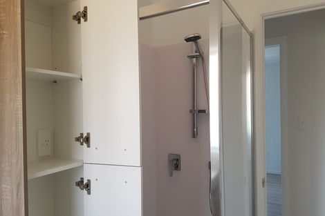 Photo of property in 4/109 Shakespeare Road, Milford, Auckland, 0620