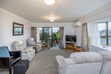 Photo of property in 20 Tawa Street, Levin, 5510