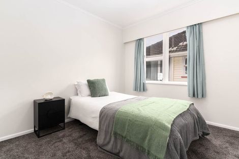 Photo of property in 127 Parkvale Road, Karori, Wellington, 6012