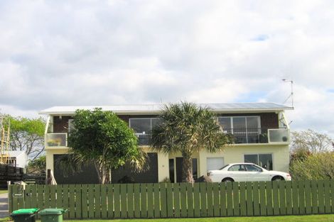 Photo of property in 572 Papamoa Beach Road, Papamoa Beach, Papamoa, 3118