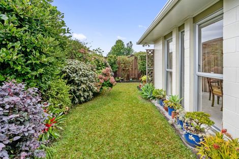 Photo of property in 83a Hatea Drive, Regent, Whangarei, 0112