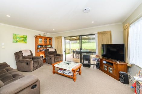 Photo of property in 2 Logan Grove, Feilding, 4702
