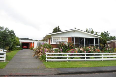 Photo of property in 10 Taonui Street, Rosehill, Papakura, 2113