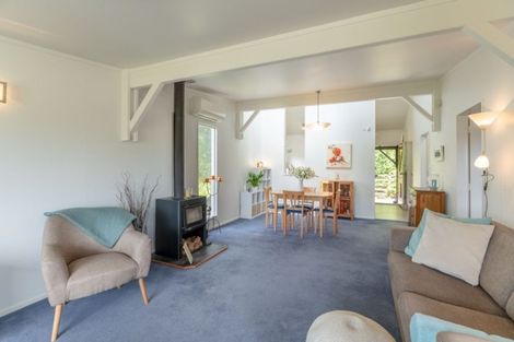 Photo of property in The Triangle, 1/33 Halswater Drive, Churton Park, Wellington, 6037