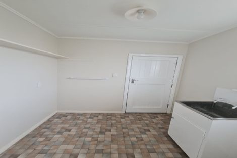 Photo of property in 7 Morgan Street, Castlecliff, Whanganui, 4501